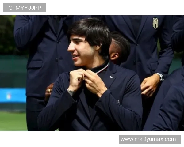 米体报道埃斯波西托三兄弟收购布雷西亚青训母队进军业余联赛