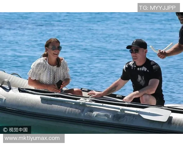 鲁尼透露左耳失聪原因竟因游艇意外滑倒缝合45针